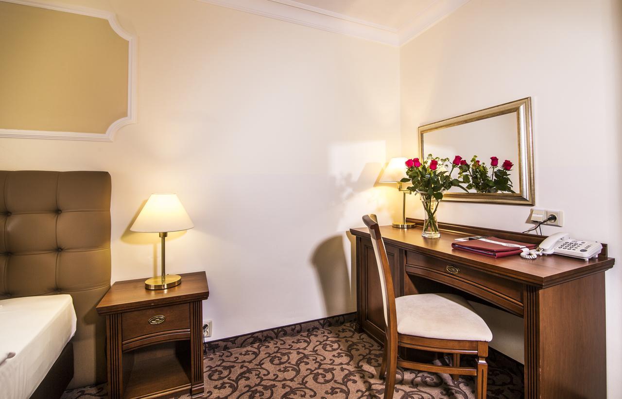 Windsor Spa Hotel Karlovy Vary Exterior photo